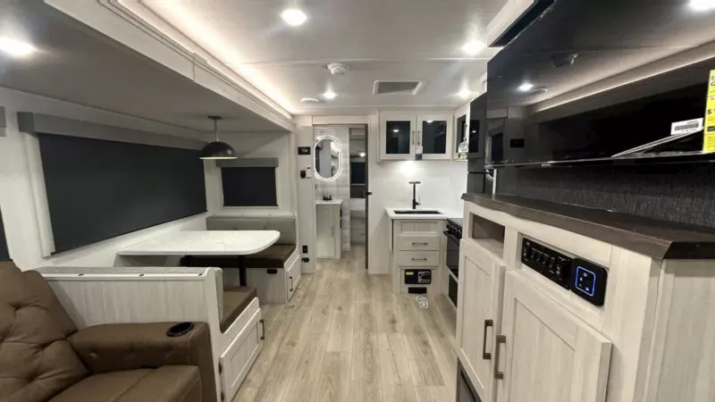 303BHLE Floorplan Main Room