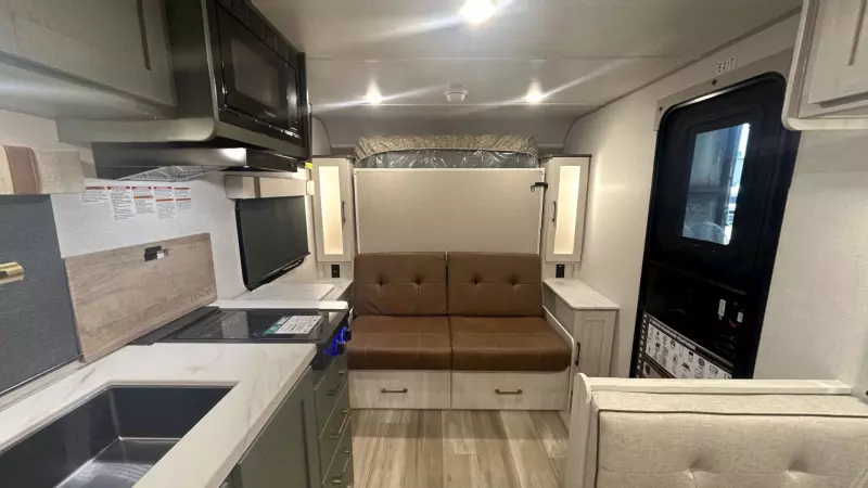 NB19.2 Floorplan Main Room