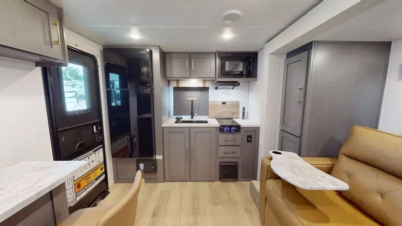 19BRK Floorplan Main Room